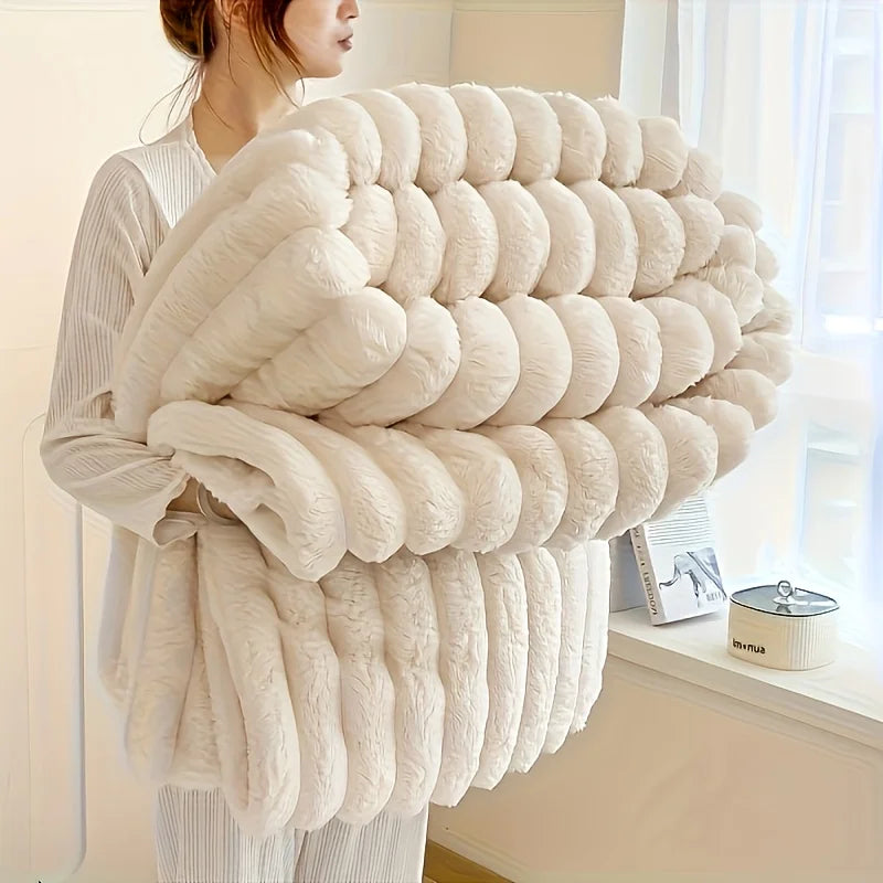 ROSEKIND Blankets 3 Size for Bed, 300GSM Soft & Warm Fleece Throw, Decorative and striped flannel fleece blanket