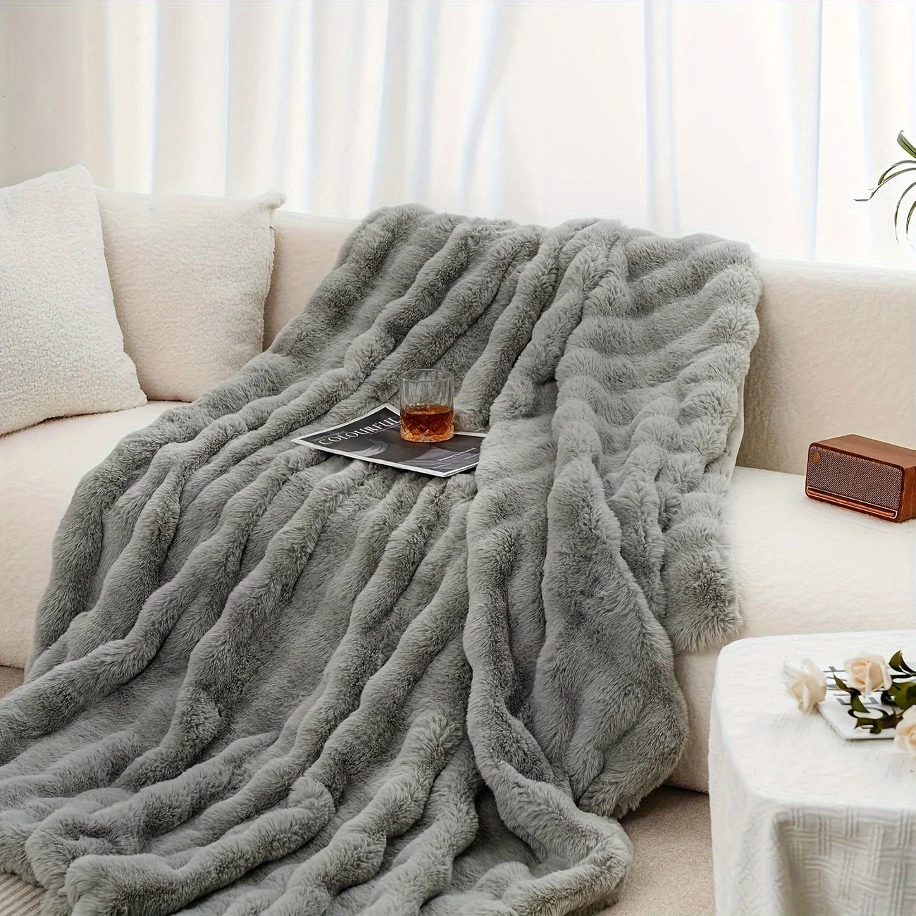 [Cozy|Faux Rabbit] Soft, Warm, 1pc Cozy Faux Rabbit Fleece Blanket