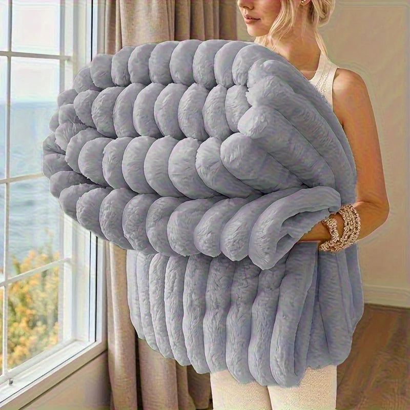 ROSEKIND Blankets 3 Size for Bed, 300GSM Soft & Warm Fleece Throw, Decorative and striped flannel fleece blanket