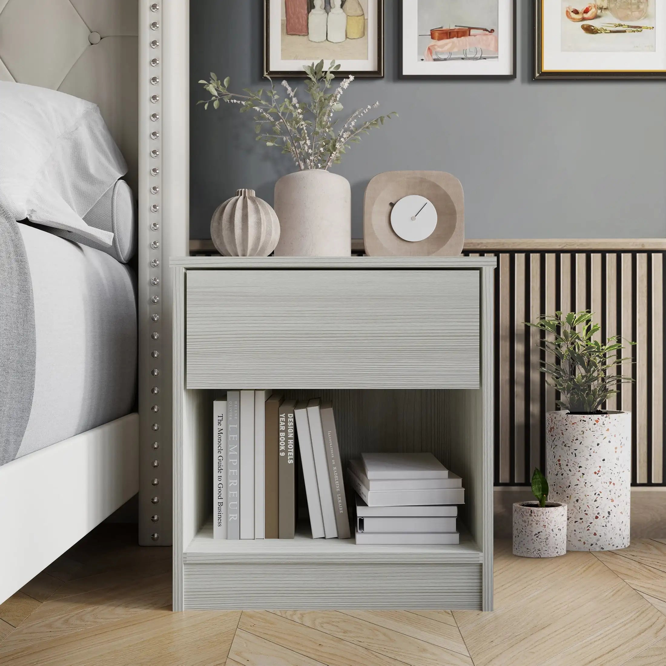 Versatile Wood Side Table for Living Room, Lounge, Stable and Sturdy Design.