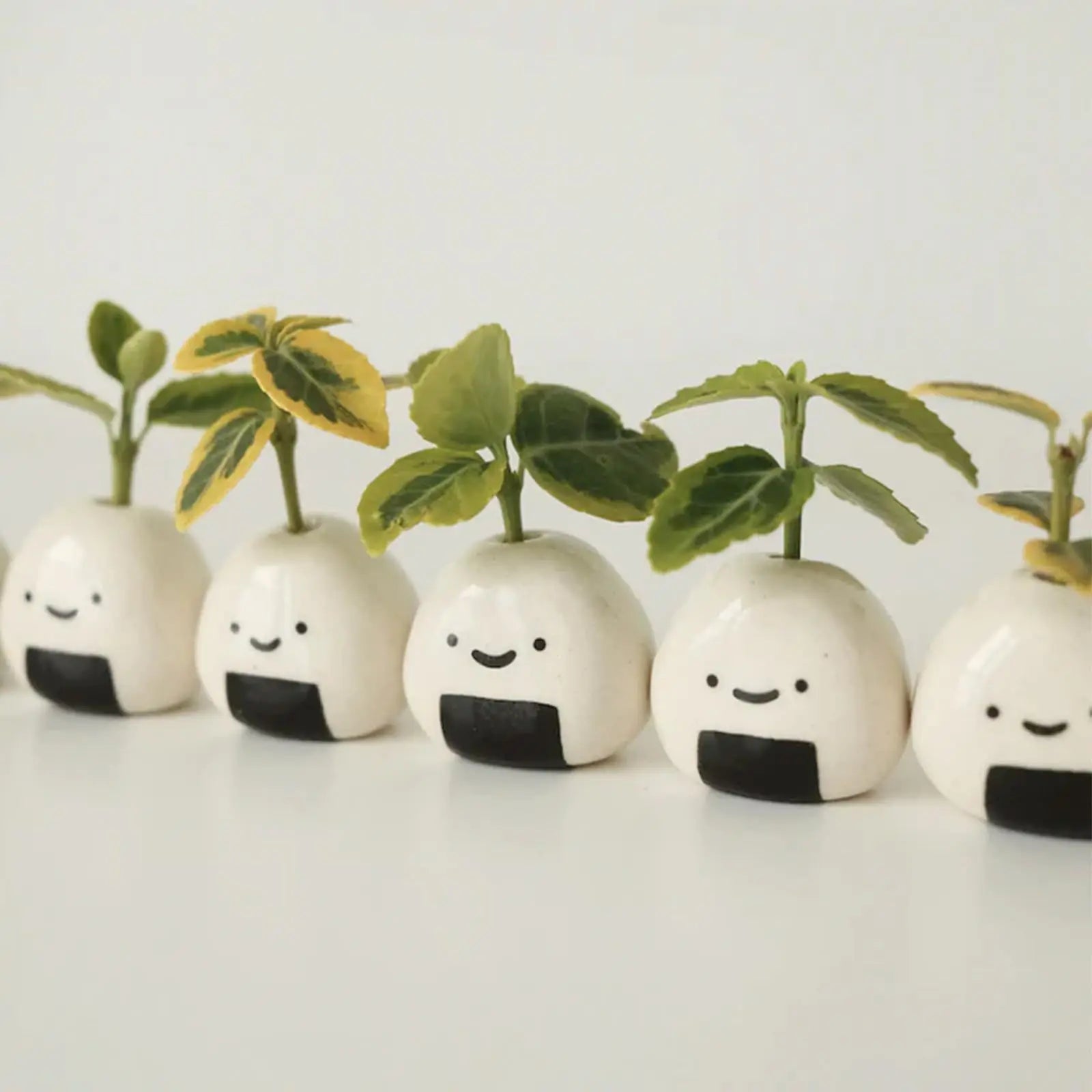 1-10PCS Mini Flower Vase Cute Rice Ball Ceramic Bud Vases Onigiri Hydroponic