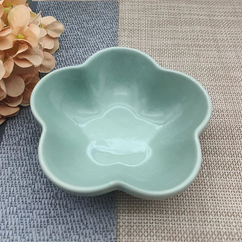 5'' Elevated Flower Design Ceramic