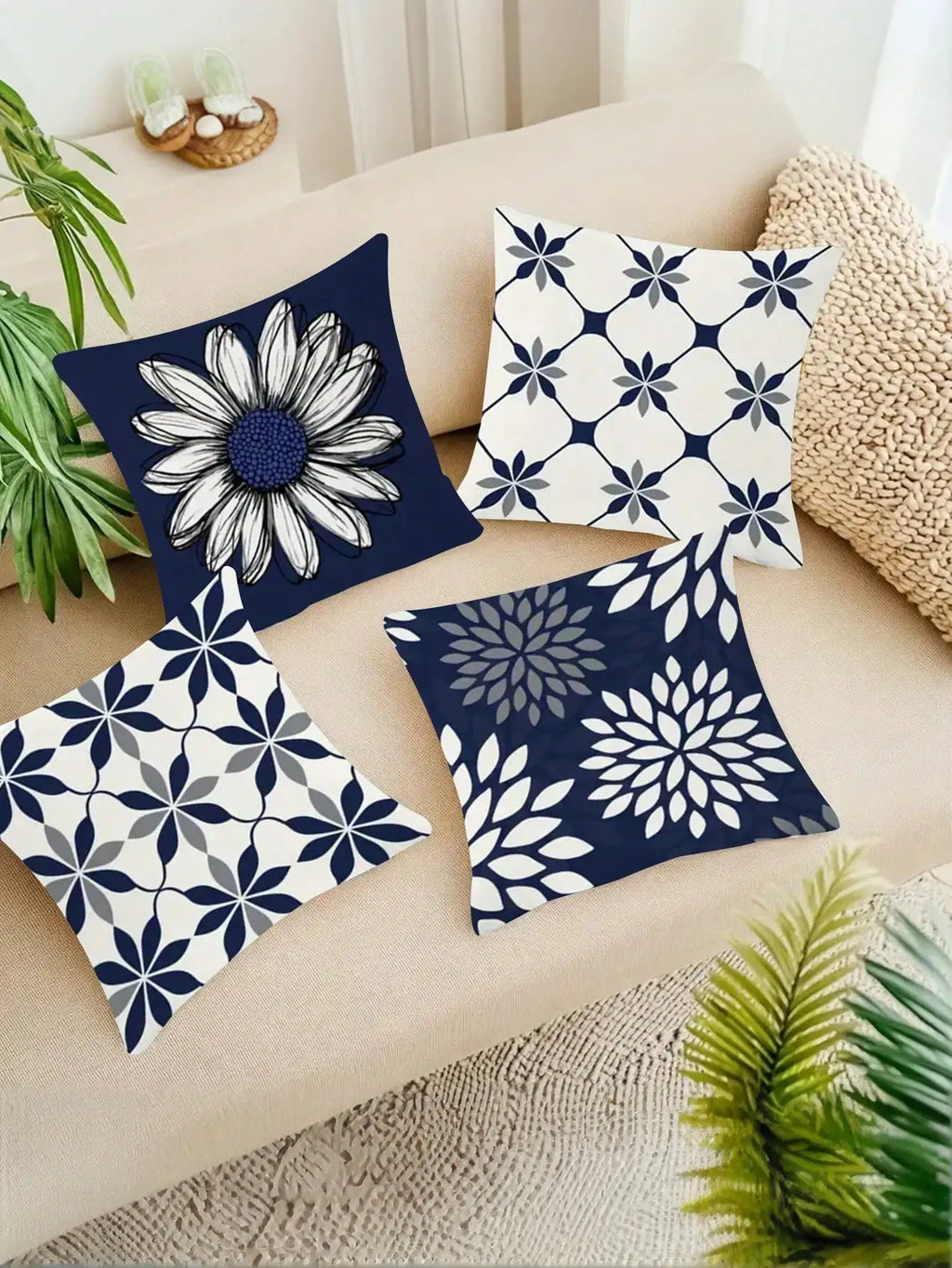 4PCS Velvet Pillow Covers - Geometric Floral Fall Decor