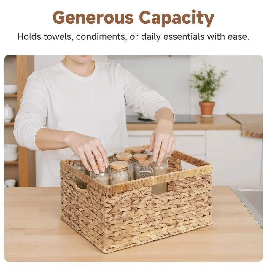 Extra Large Wicker Baskets for Organizing, Water Hyacinth Storage Basket with Builtin Handles, 1 Pack
