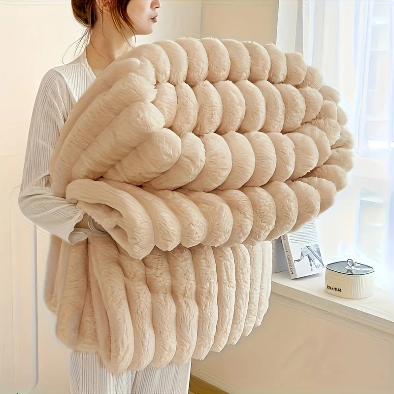 ROSEKIND Blankets 3 Size for Bed, 300GSM Soft & Warm Fleece Throw, Decorative and striped flannel fleece blanket